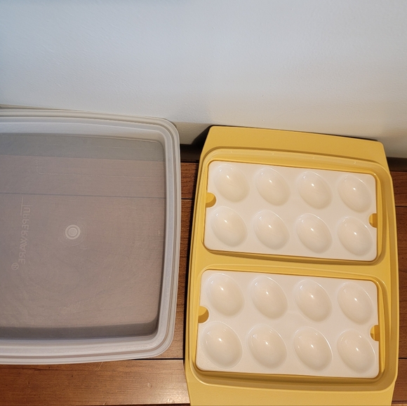 Vintage TUPPERWARE Deviled Egg Holder Carrier Tray Holds‎ 16 Eggs - Picture 5 of 8